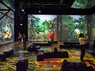 galleryImage